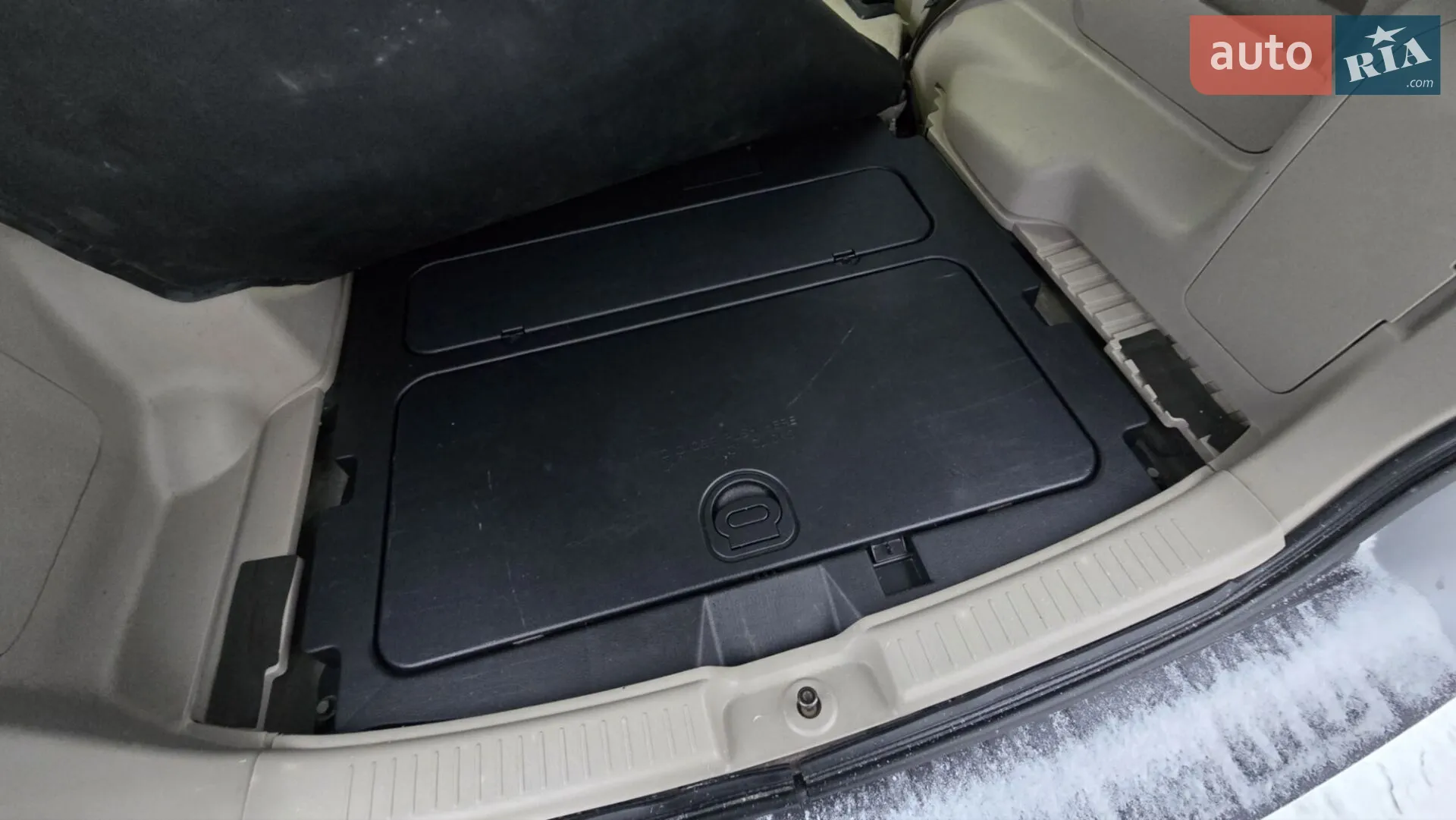 2010 Ford Escape - мініатюра 22