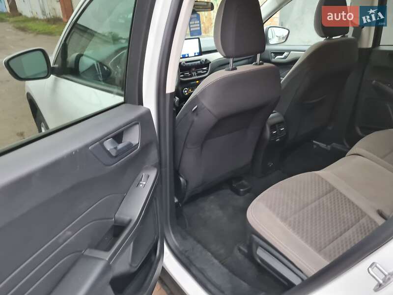 Позашляховик / Кросовер Ford Escape 2021 в Києві фото 13 Позашляховик / Кросовер Ford Escape 2021 в Києві