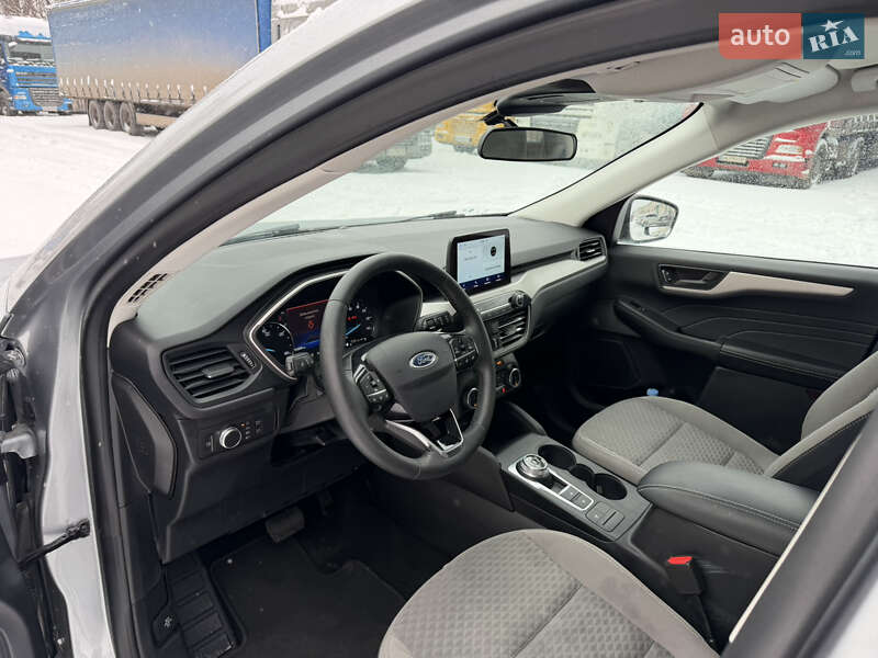 Позашляховик / Кросовер Ford Escape 2022 в Черкасах