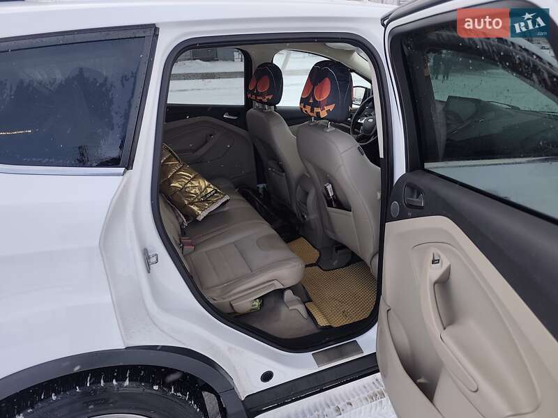 Внедорожник / Кроссовер Ford Escape 2016 в Буче фото 9 Внедорожник / Кроссовер Ford Escape 2016 в Буче