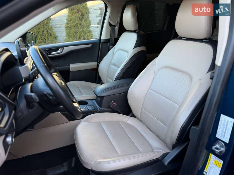 Внедорожник / Кроссовер Ford Escape 2019 в Летичеве