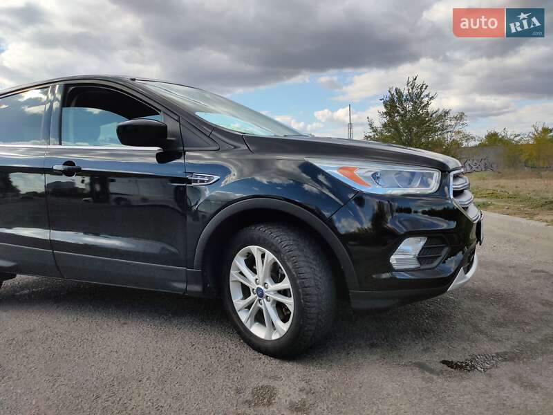 Позашляховик / Кросовер Ford Escape 2018 в Запоріжжі фото 5 Позашляховик / Кросовер Ford Escape 2018 в Запоріжжі