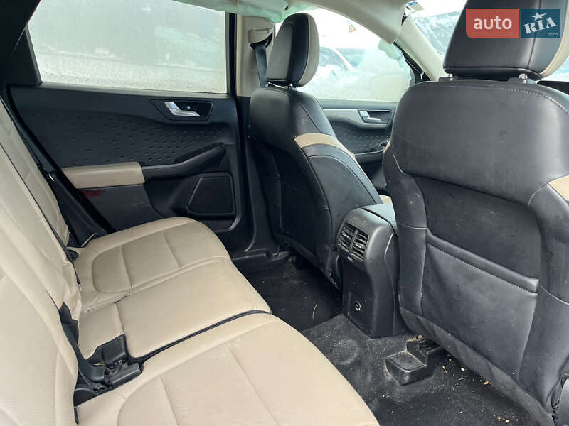 Внедорожник / Кроссовер Ford Escape 2020 в Львове