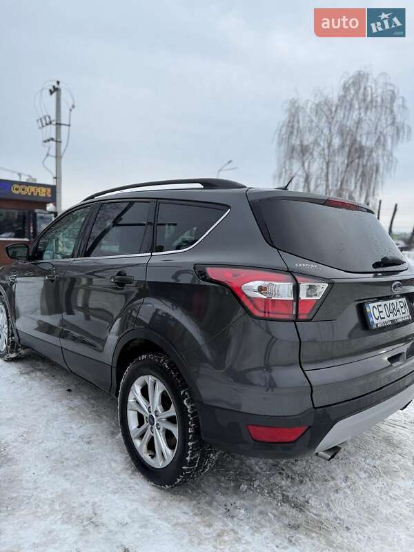Внедорожник / Кроссовер Ford Escape 2017 в Киеве