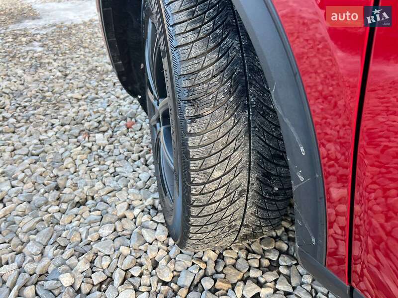 Позашляховик / Кросовер Ford Escape 2020 в Коломиї