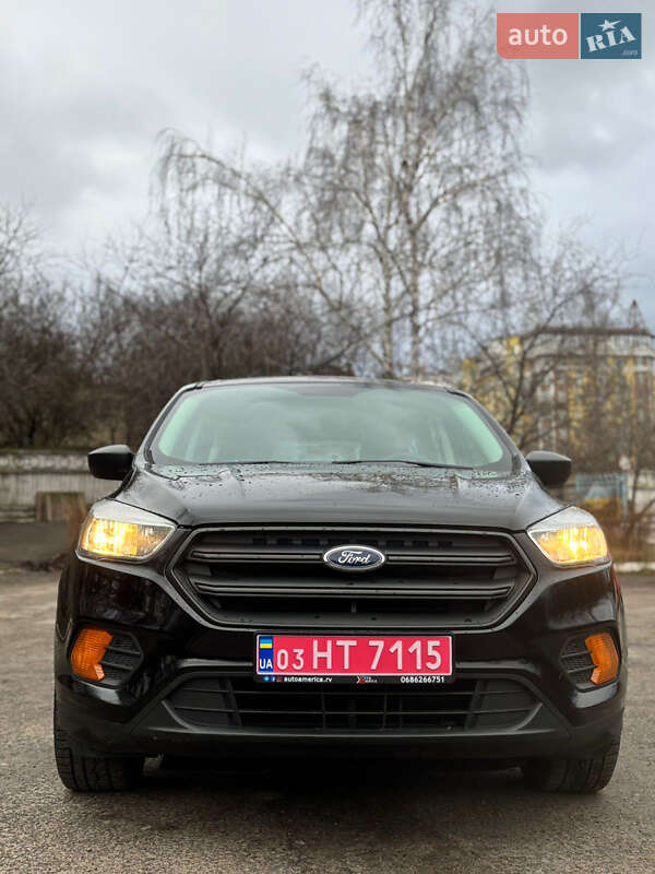 Позашляховик / Кросовер Ford Escape 2017 в Києві