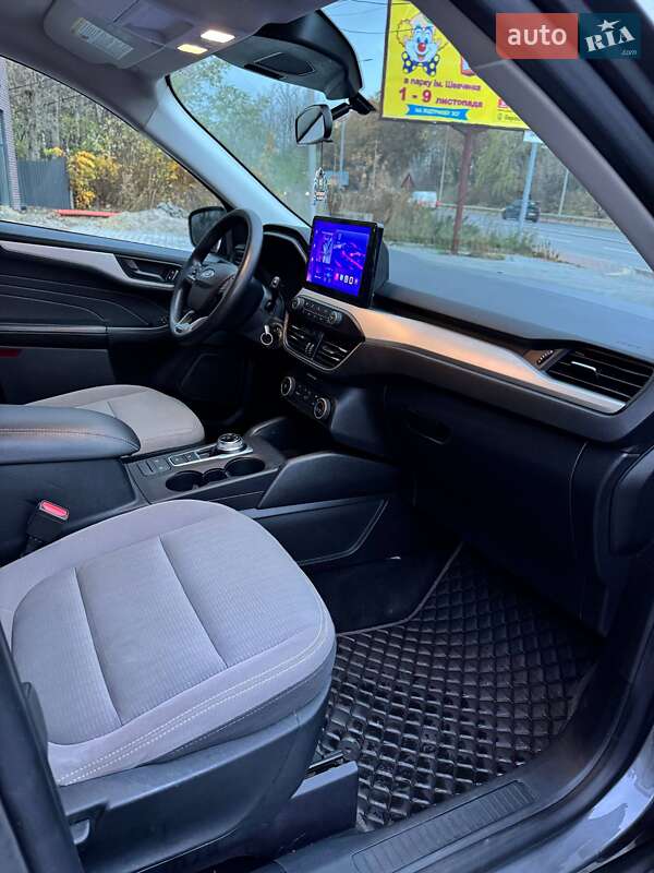 Внедорожник / Кроссовер Ford Escape 2021 в Тернополе