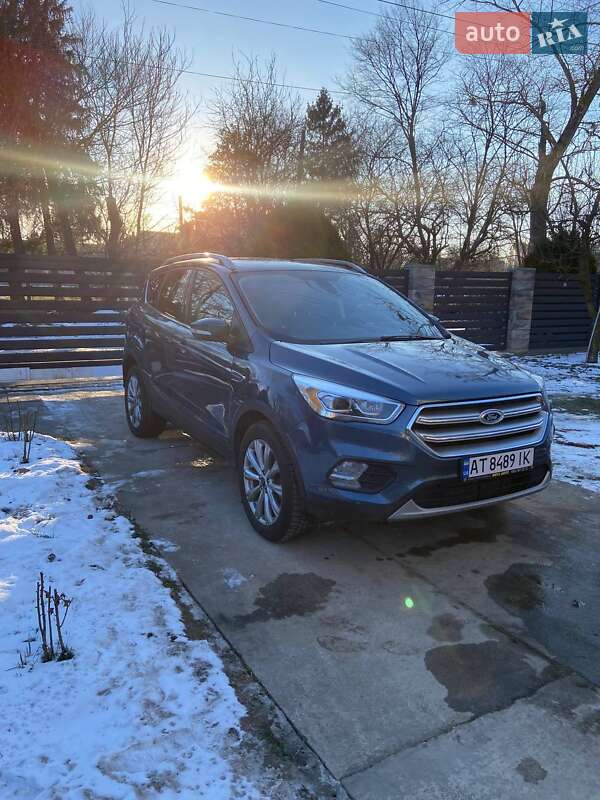 Позашляховик / Кросовер Ford Escape 2018 в Івано-Франківську