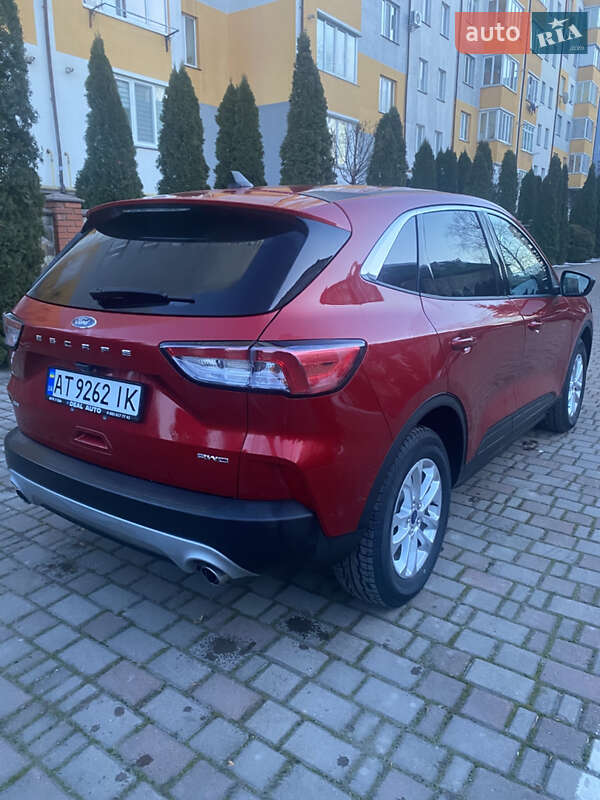Позашляховик / Кросовер Ford Escape 2022 в Івано-Франківську
