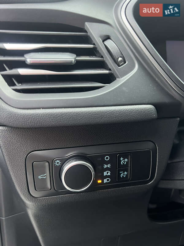 Внедорожник / Кроссовер Ford Escape 2023 в Киеве фото 30 Внедорожник / Кроссовер Ford Escape 2023 в Киеве