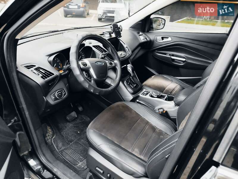Позашляховик / Кросовер Ford Escape 2015 в Миколаєві