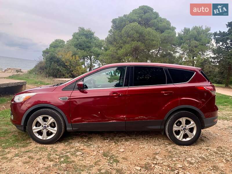 Внедорожник / Кроссовер Ford Escape 2013 в Жовкве