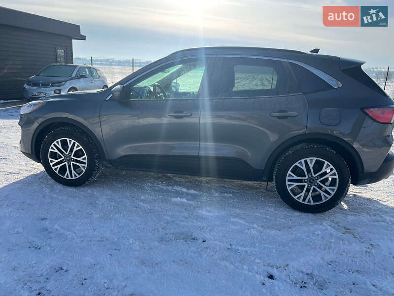 Внедорожник / Кроссовер Ford Escape 2021 в Тернополе