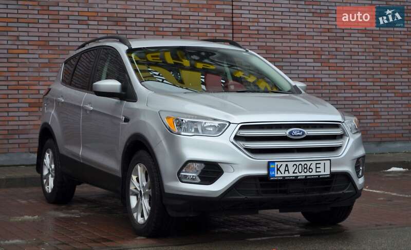 Позашляховик / Кросовер Ford Escape 2018 в Києві