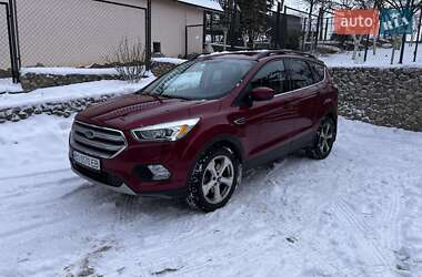 Позашляховик / Кросовер Ford Escape 2017 в Тернополі