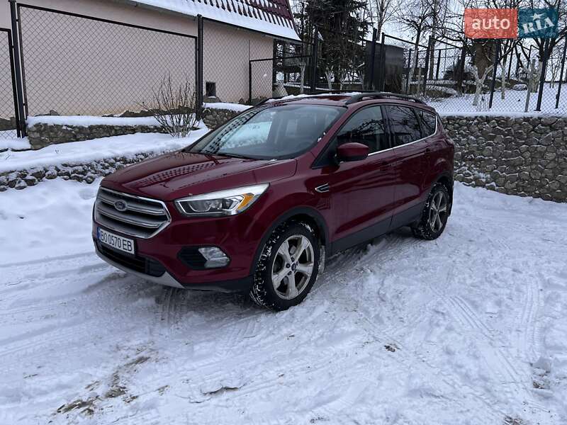 Внедорожник / Кроссовер Ford Escape 2017 в Тернополе