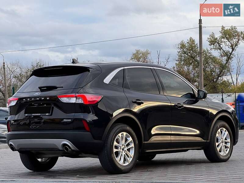 Внедорожник / Кроссовер Ford Escape 2022 в Запорожье