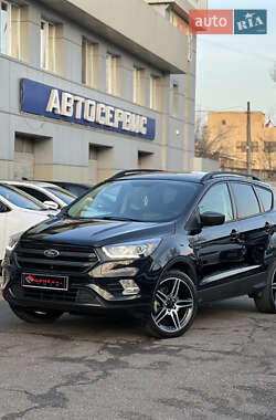 Внедорожник / Кроссовер Ford Escape 2018 в Одессе