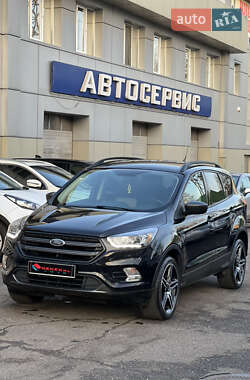 Внедорожник / Кроссовер Ford Escape 2018 в Одессе