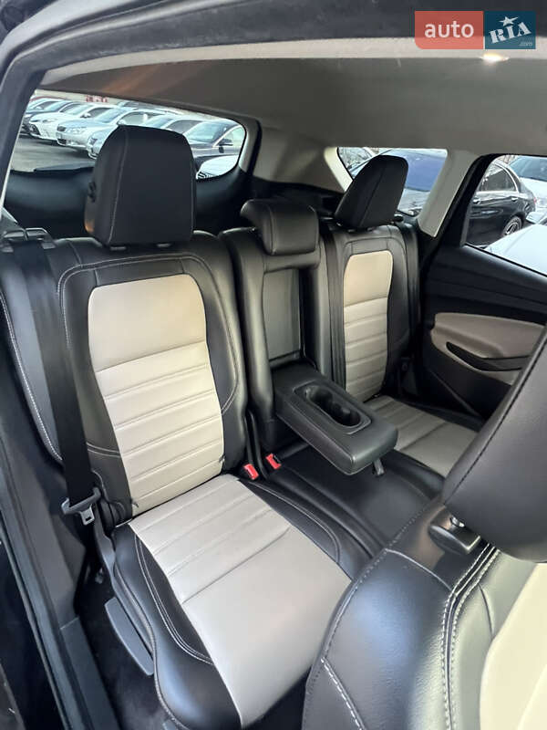 Внедорожник / Кроссовер Ford Escape 2018 в Одессе