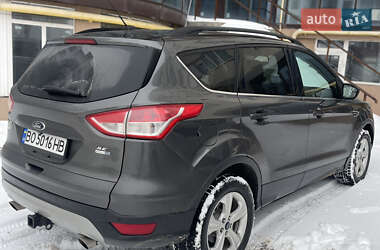 Позашляховик / Кросовер Ford Escape 2015 в Тернополі