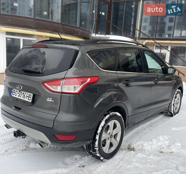 Внедорожник / Кроссовер Ford Escape 2015 в Тернополе