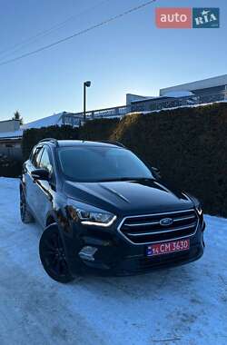 Позашляховик / Кросовер Ford Escape 2017 в Львові