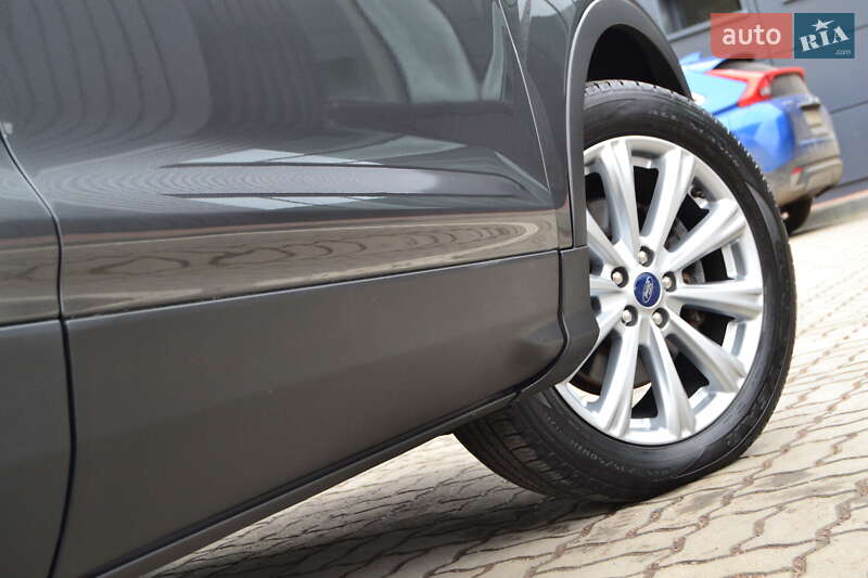 Позашляховик / Кросовер Ford Escape 2018 в Дрогобичі фото 76 Позашляховик / Кросовер Ford Escape 2018 в Дрогобичі