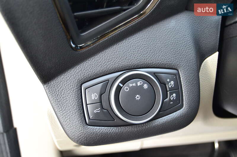 Позашляховик / Кросовер Ford Escape 2018 в Дрогобичі фото 104 Позашляховик / Кросовер Ford Escape 2018 в Дрогобичі