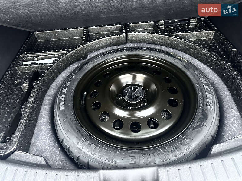 Внедорожник / Кроссовер Ford Escape 2018 в Львове