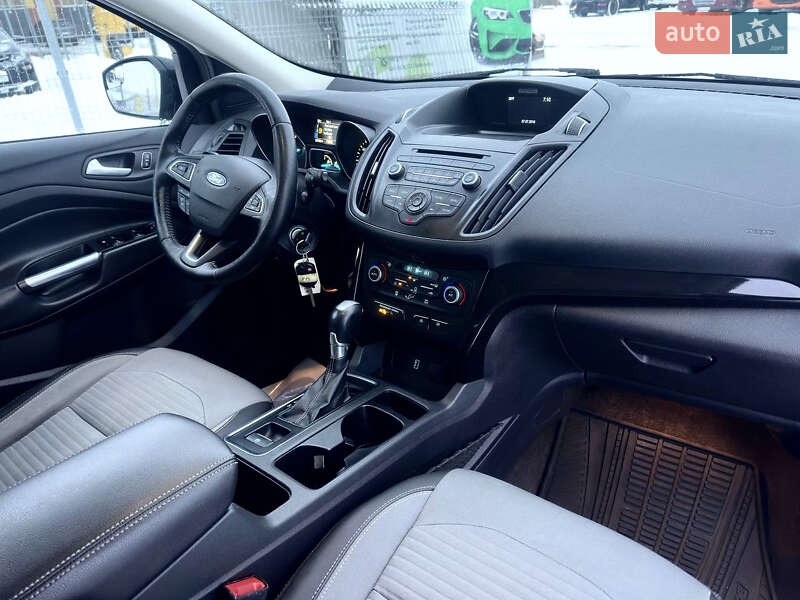 Внедорожник / Кроссовер Ford Escape 2017 в Львове фото 22 Внедорожник / Кроссовер Ford Escape 2017 в Львове