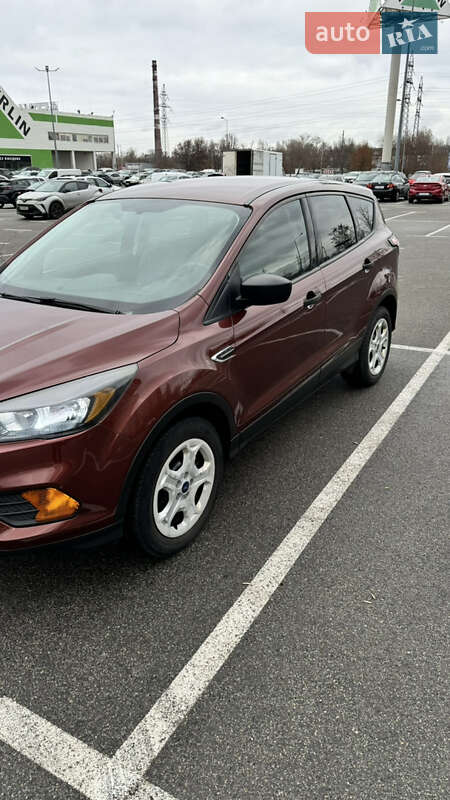 Внедорожник / Кроссовер Ford Escape 2018 в Киеве фото 3 Внедорожник / Кроссовер Ford Escape 2018 в Киеве