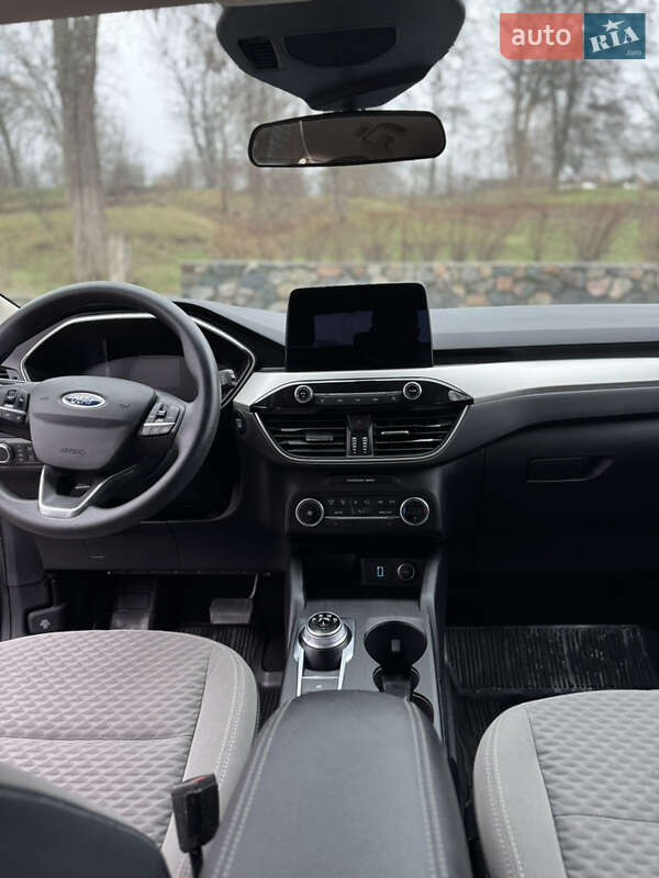 Внедорожник / Кроссовер Ford Escape 2020 в Кропивницком