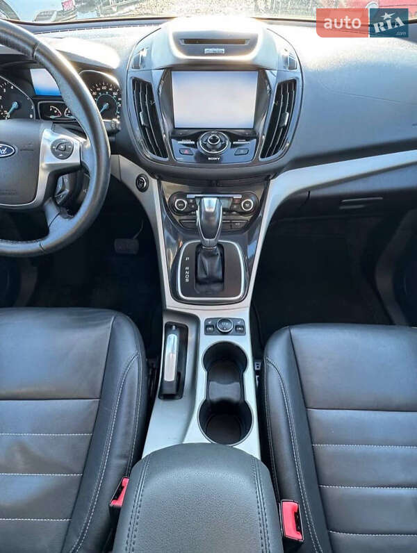 Внедорожник / Кроссовер Ford Escape 2013 в Ивано-Франковске