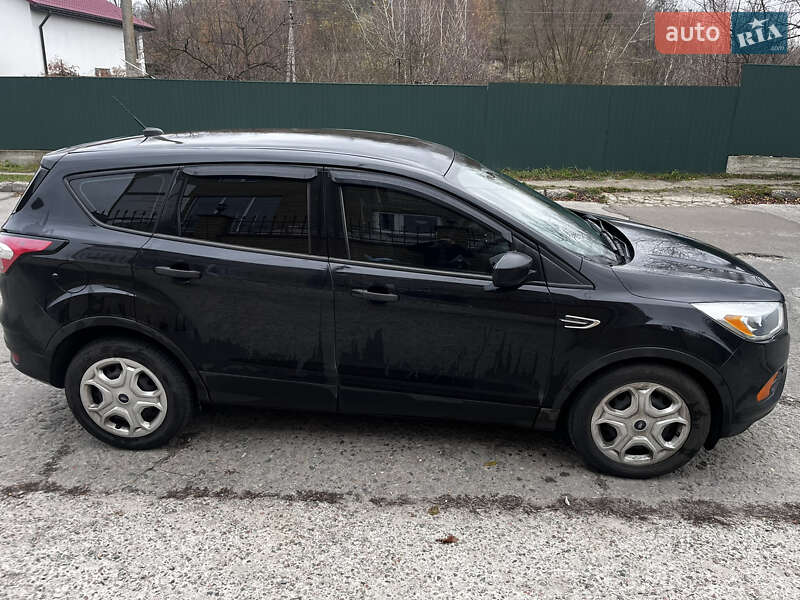 Внедорожник / Кроссовер Ford Escape 2016 в Обухове