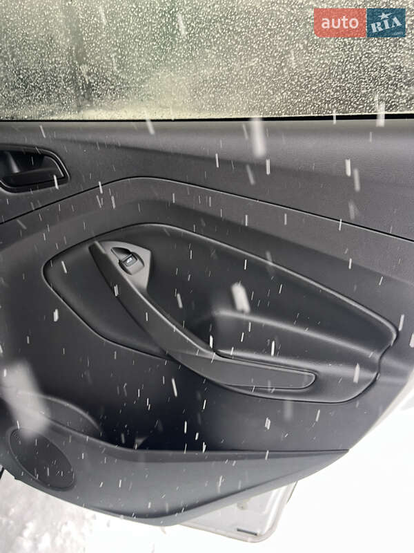 Внедорожник / Кроссовер Ford Escape 2014 в Изяславе