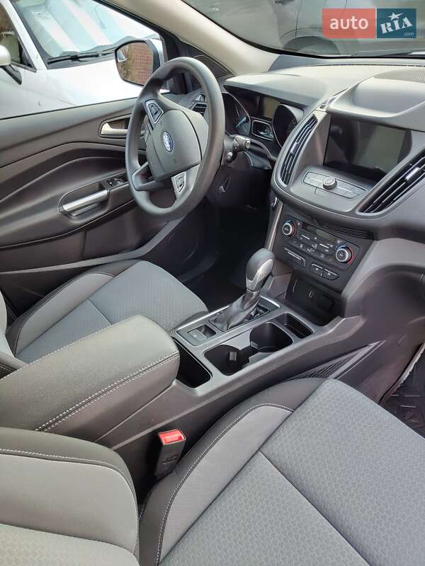 Внедорожник / Кроссовер Ford Escape 2018 в Одессе