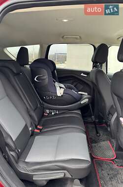 Позашляховик / Кросовер Ford Escape 2017 в Одесі