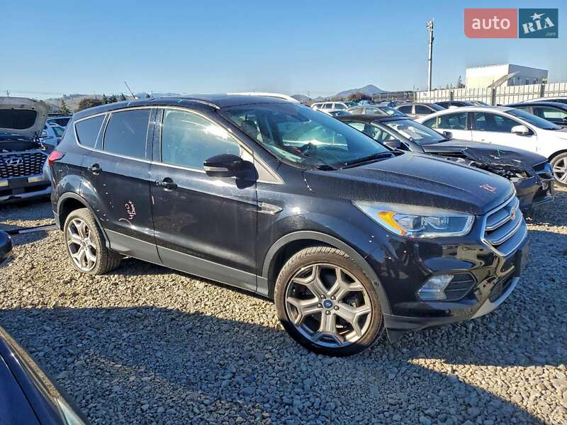 Позашляховик / Кросовер Ford Escape 2018 в Тернополі