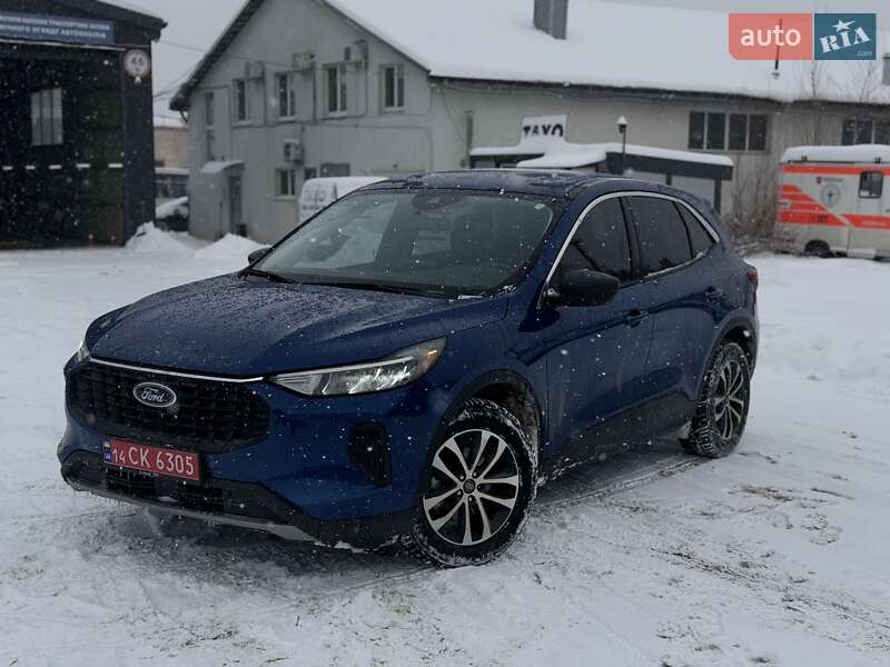 Внедорожник / Кроссовер Ford Escape 2023 в Львове