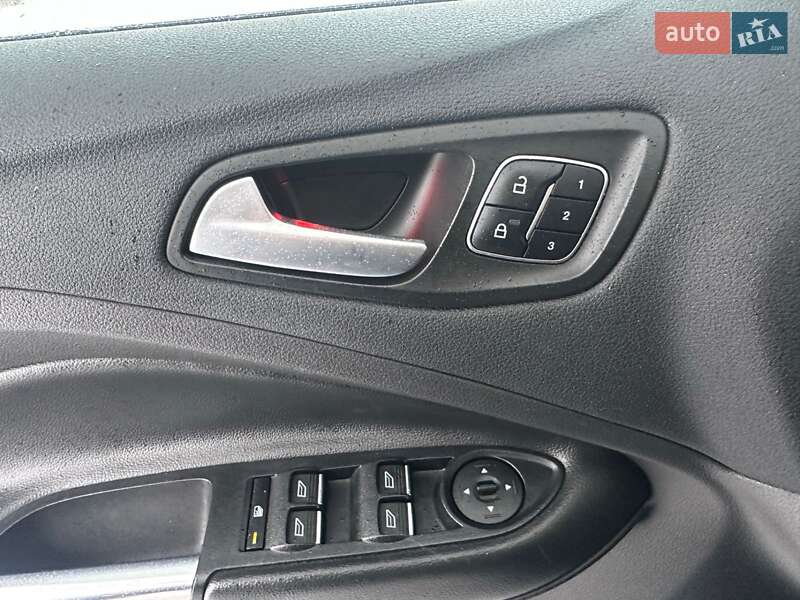 Позашляховик / Кросовер Ford Escape 2017 в Конотопі фото 49 Позашляховик / Кросовер Ford Escape 2017 в Конотопі