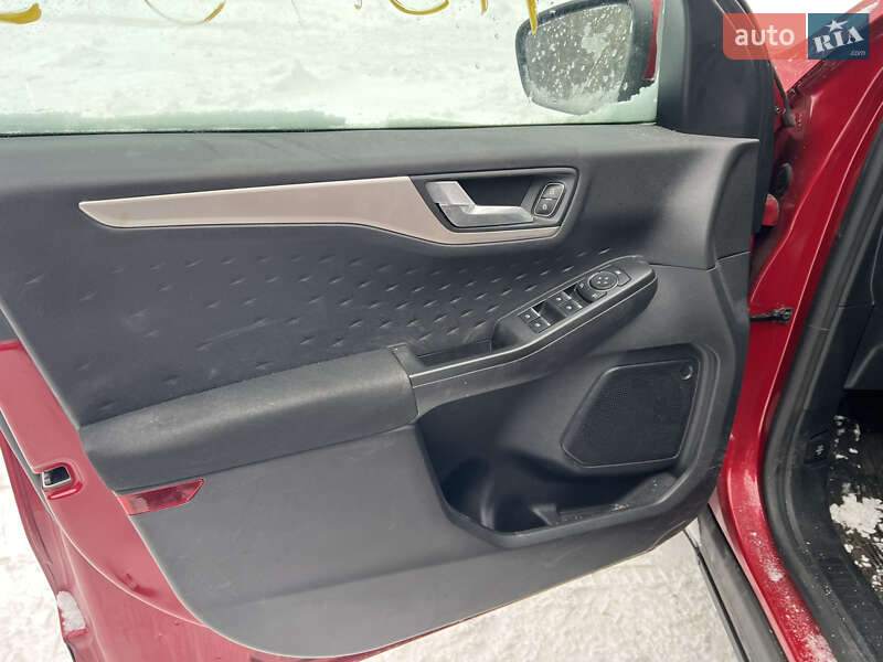 Внедорожник / Кроссовер Ford Escape 2020 в Львове