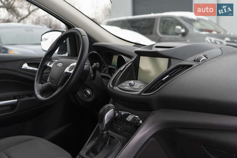Внедорожник / Кроссовер Ford Escape 2014 в Ужгороде