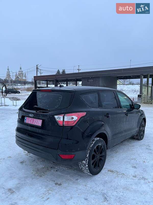 Внедорожник / Кроссовер Ford Escape 2017 в Львове