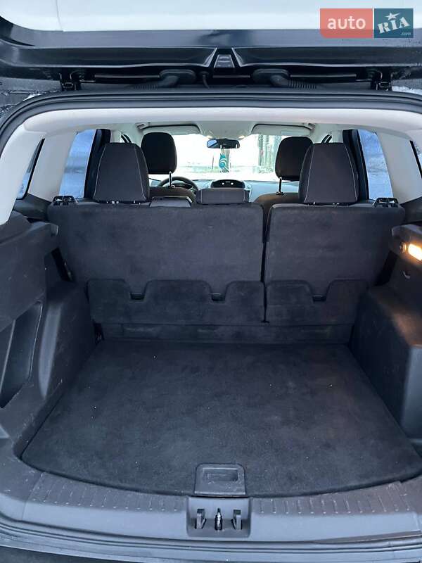 Внедорожник / Кроссовер Ford Escape 2017 в Львове