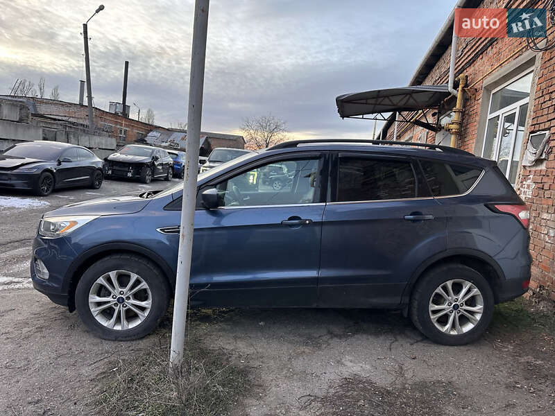 Внедорожник / Кроссовер Ford Escape 2018 в Полтаве фото 6 Внедорожник / Кроссовер Ford Escape 2018 в Полтаве