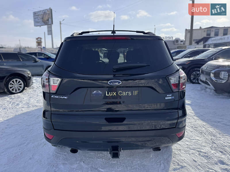 Внедорожник / Кроссовер Ford Escape 2018 в Ивано-Франковске