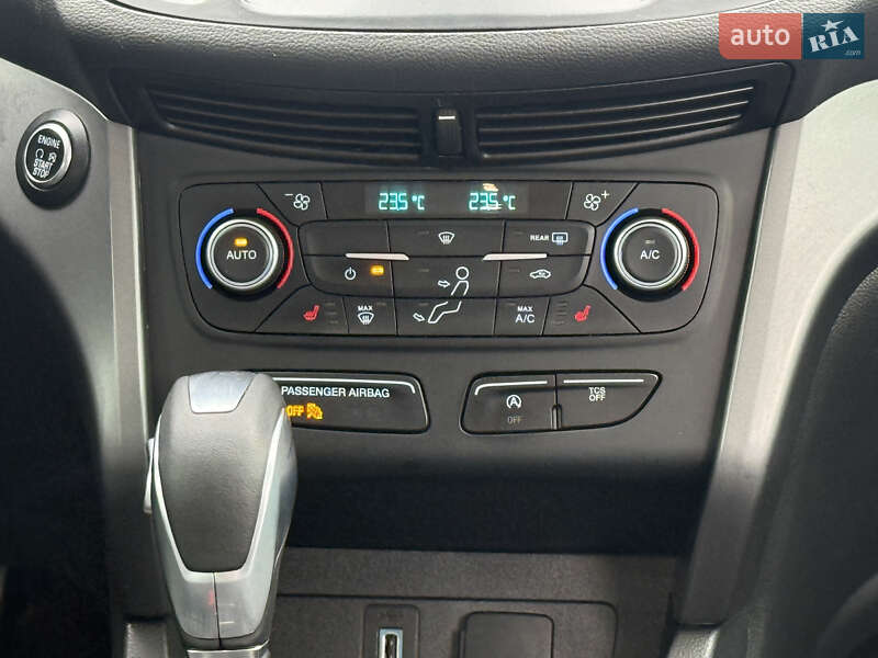 Позашляховик / Кросовер Ford Escape 2019 в Рівному