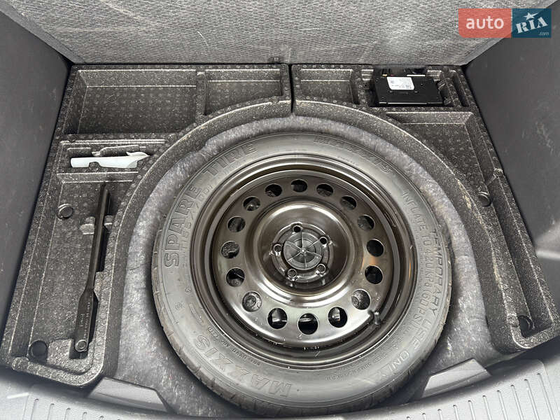 Позашляховик / Кросовер Ford Escape 2019 в Рівному