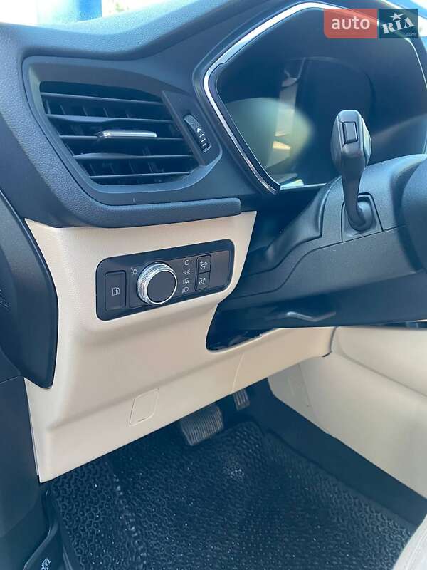 Внедорожник / Кроссовер Ford Escape 2019 в Львове